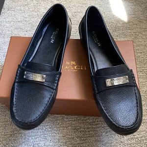 Coach Loafer FLATS BLACK SIZE 8 FREE SHIPPING